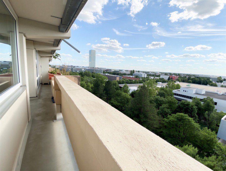 Balkon mit Fernblick Etagenwohnung M�nchen
