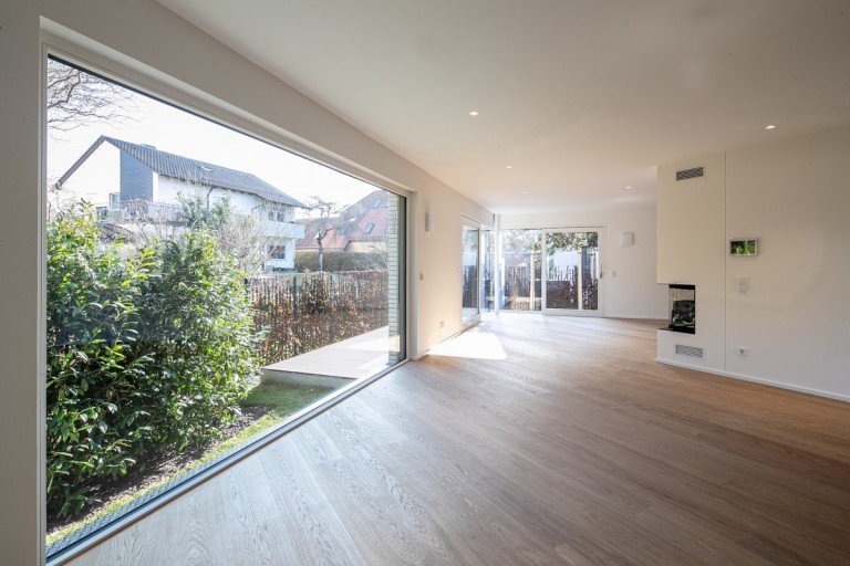 Wohnloft Dachau Wohnung Edle Wohneinheit in freistehendem Architektenhaus - zeitlose Eleganz und h�chste Wohnqualit�t