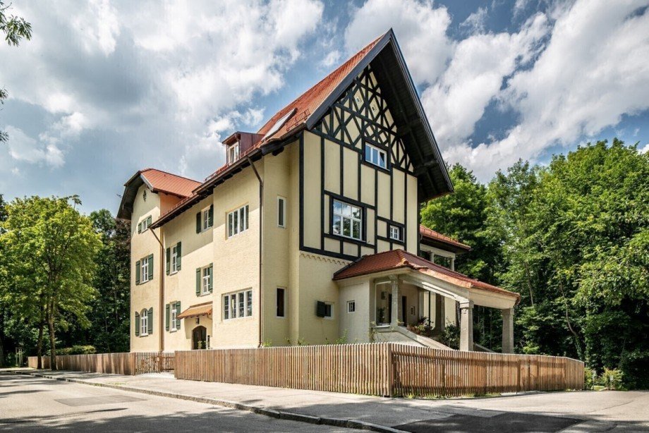 Hausansicht Etagenwohnung Dachau