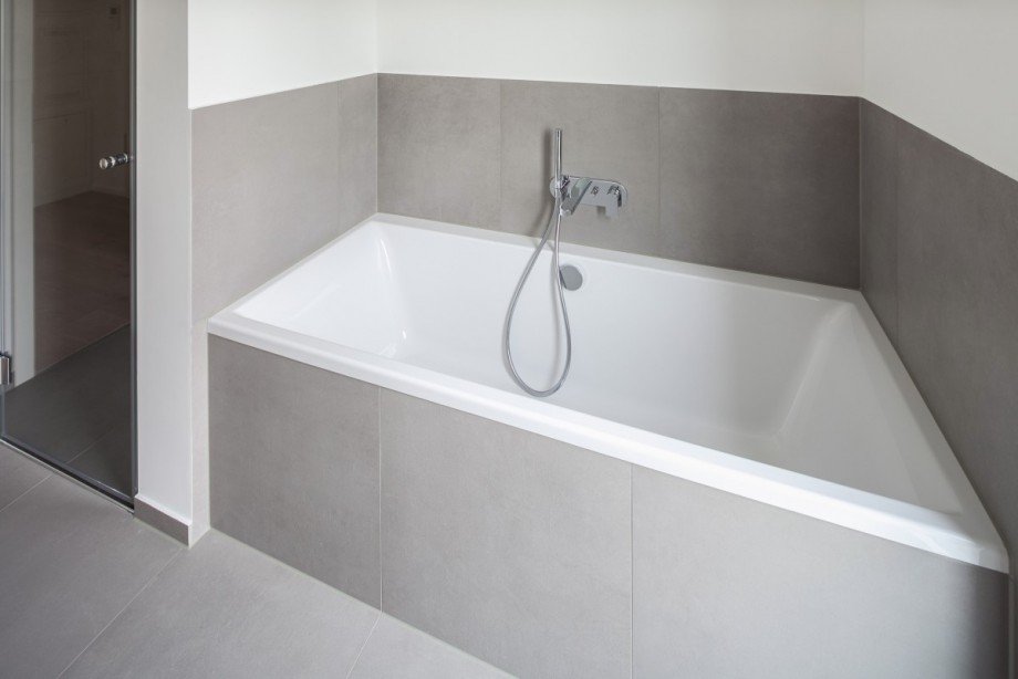 Detail Badewanne Etagenwohnung M�nchen