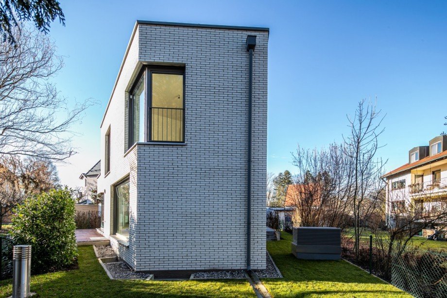 Au�enansicht Ost Haus Dachau