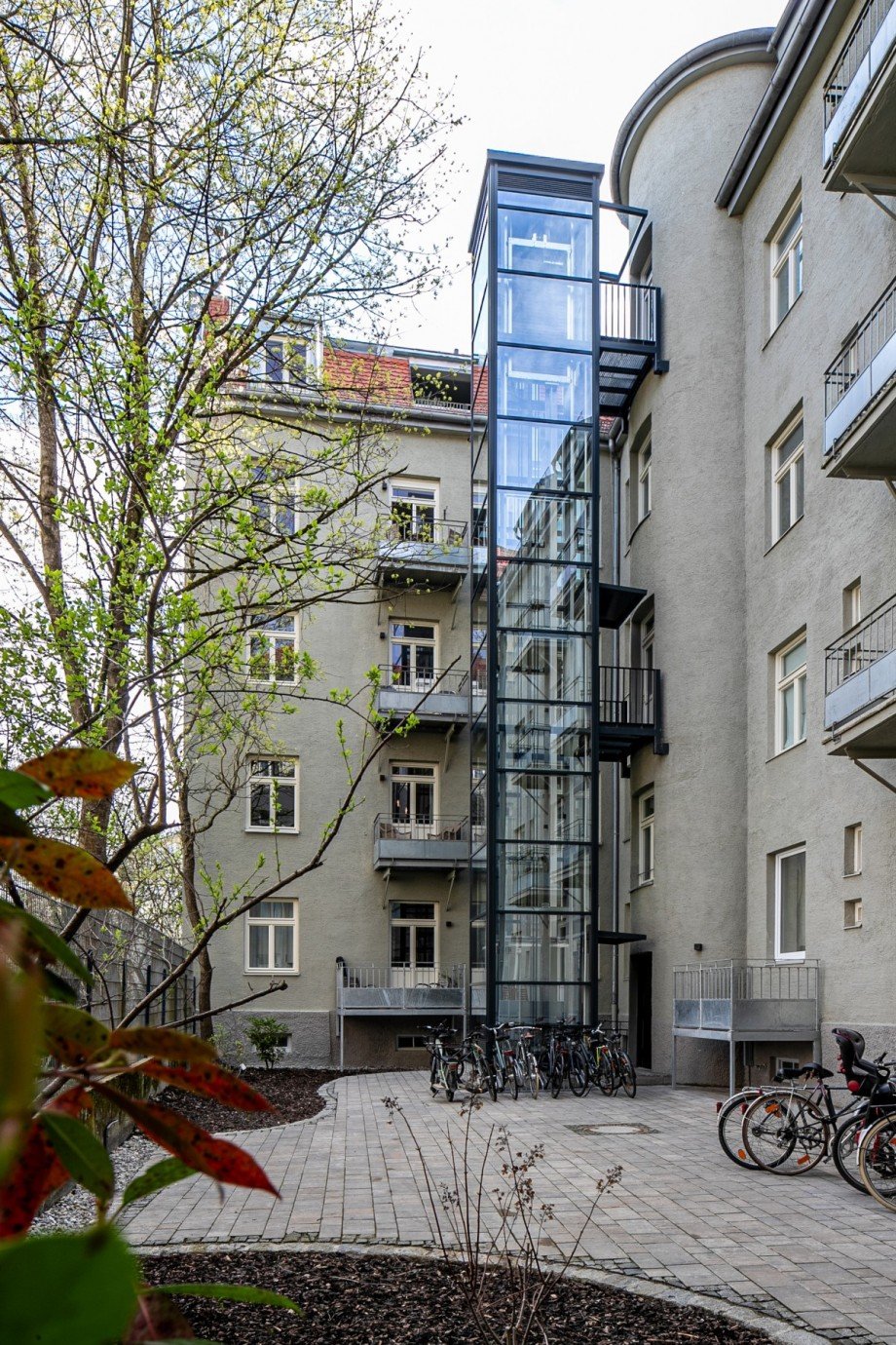 Innenhof - Aufzug Wohnung M�nchen