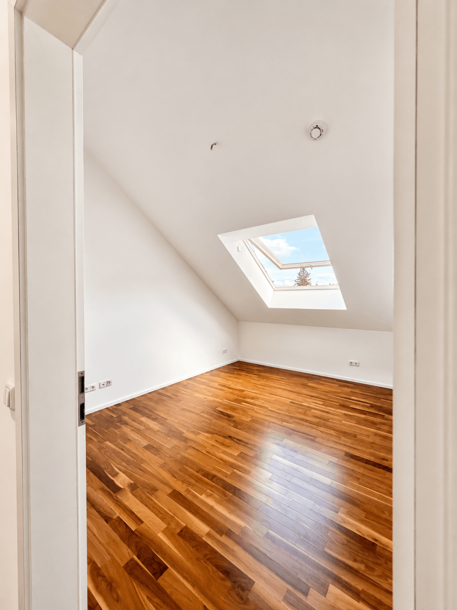 Schlafen 2 Dachgeschosswohnung Geretsried