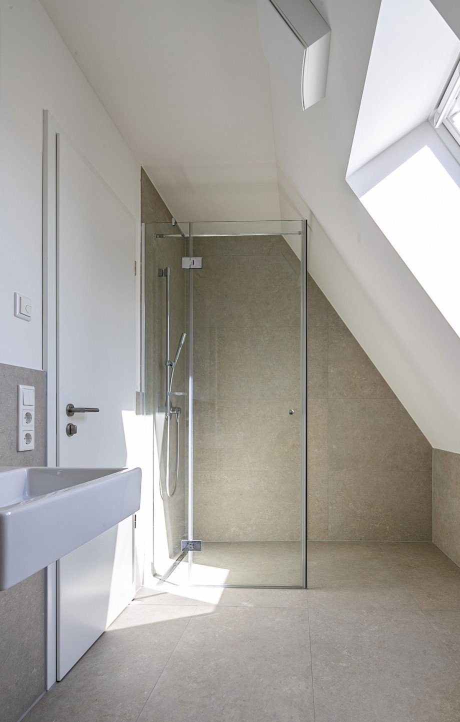 Dusch- und G�stebad Wohnung Dachau