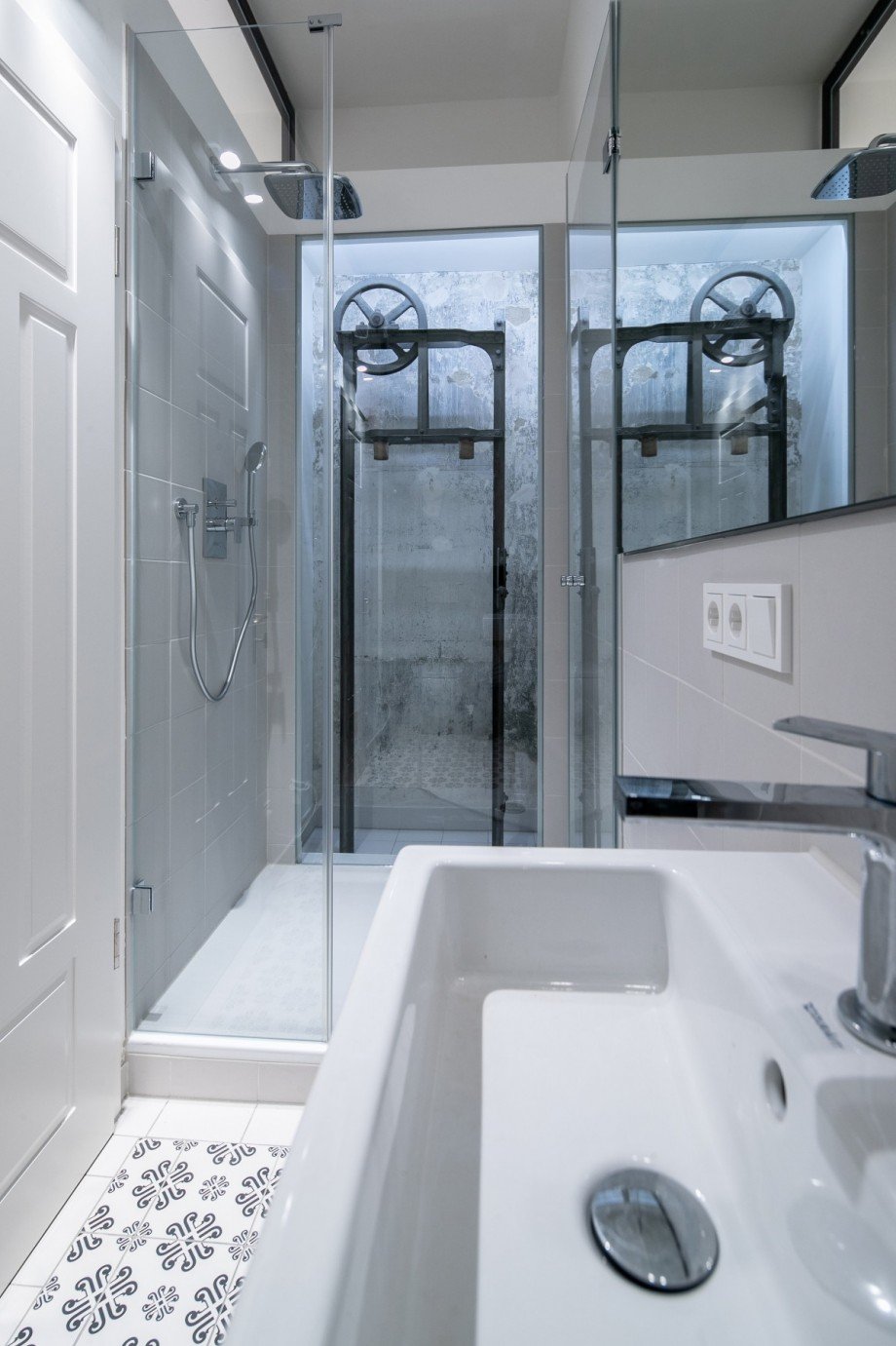 Teilansicht DU-WC Etagenwohnung Dachau